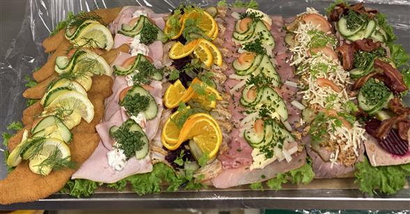 PÅLÆGSKAGEMAND TIL CA. 12 PERSONER